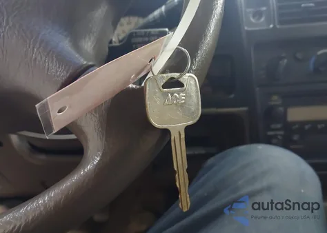 2003 Toyota Tacoma z USA, uszkodzony, nr VIN 5TEWM72N73Z304530